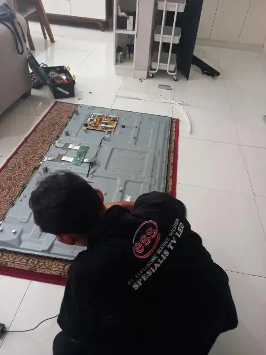 TV & Mesin Cuci Rusak? Panggil Ahlinya Langsung di Cilacap!